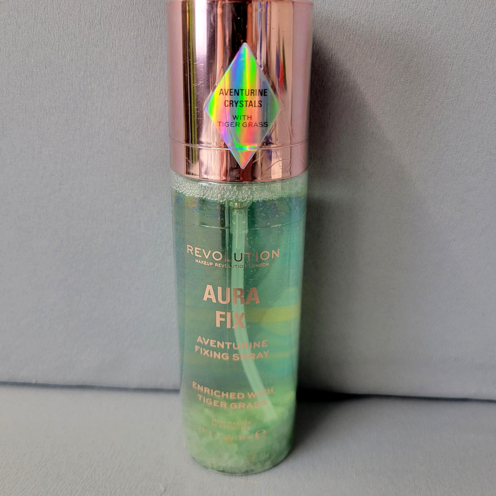 Revolution Aura Fix Aventurine Fixing Spray 2.87oz Tiger Grass Makeup Setting‎